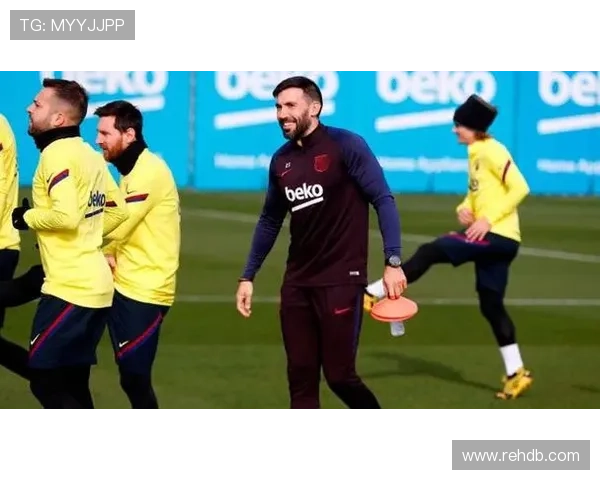 佩尼亚谈加盟埃尔切感受与老队友重聚的喜悦与主帅战术的契合