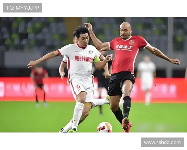 川渝德比再添精彩蓉城官方祝贺铜梁龙冲超成功期待明年中超对决